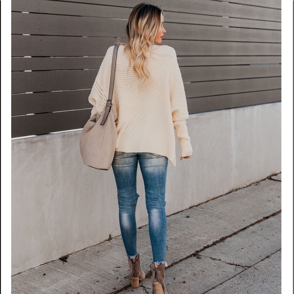 MAXINE | Zipper Sweater in Mountain White | - Picture 5 of 8